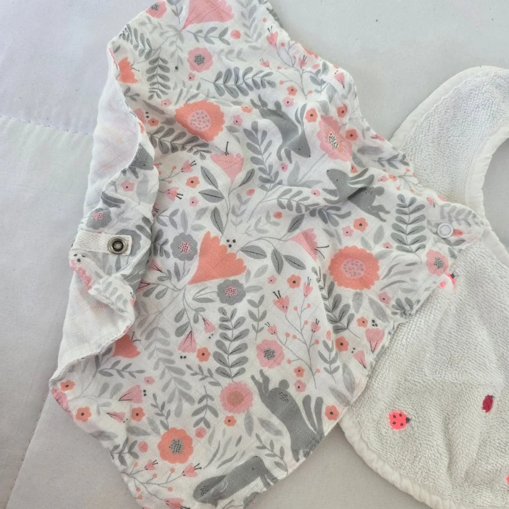 Burt's Bees Baby Jacadi Infant Toddler Bibs Lot‎ 3 Ladybug Floral